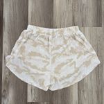 Old Navy Women’s Dream Petal Camo Print Lounge Shorts – Size XS Photo 5