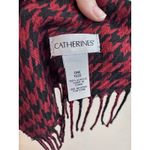 Catherines Red Black Houndstooth Scarf Women's One Size Winter Fall Fringe Knit Photo 3