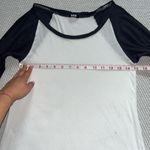 Clayton Women’s Dark Grey And White 3/4 Sleeve Baseball Tee Raglan Sleeve Shirt Sz Xs/Sm Photo 3