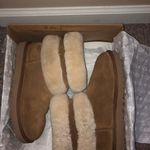 UGG Mini Fluff Photo 1