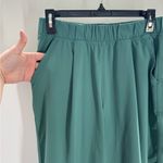 Title Nine  Slaycation 2.0 Wide Leg Cropped Pants Women's Size Medium Photo 3