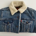 Levi's Women’s Embroidered Sherpa Trucker Jacket Size XS Photo 11