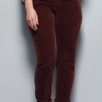 CAbi NWT The Skinny Jeans Vineyard #4509 wine Sizes 18 Photo 1