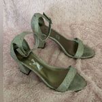 Worthington Beckwith Silver Sparkle Strappy Buckle Block Heel Metallic Sandal 8W Photo 1