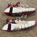 Nike  Women's White and Pink Athletic Shoes Photo 3