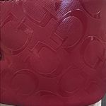 Guess  | Iconic Logo Glossy Wine Cosmetic Case Photo 3