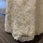 Casablanca Bridal, Elegant Cream Lace Wedding Dress White Size 6 Photo 10