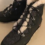 Sorel  women charcoal gray black leather platform wedge boots Size 7.5 Photo 10