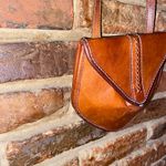 Women's Vintage Brown Distressed Leather Western Shoulder Bag Purse Photo 3