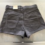 Universal Threads NWT Universal Thread High-Rose 90’s Cutoff Shorts Black Photo 2