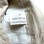 Gloria Vanderbilt Gloria‎ Vanderbilt Knee Length Capris Rounded Hem Button Pockets Women’s 10 NWOT Photo 8