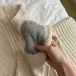 BDG  cream sweater Photo 2