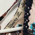 Liberty Love  blouse w shoulder cutouts sz XL Photo 1