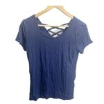 Women's Criss Cross V Photo 1