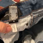 Express Jeans sz 6 faded feathered distressed cropped legging jean EUC Blue Photo 8