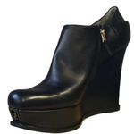 Fendi π Black Leather Booties π₯ Photo 2