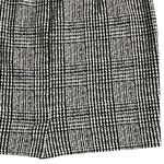 Talbots White Houndstooth Plaid Mini Skirt Women’s Size 10 Black White Stretchy Photo 5