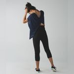 Lululemon  Sunset Salutation Cropped‎ Pants 2-way leggings size 2 Photo 1