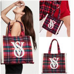 Victoria's Secret NWT Holiday Christmas Plaid Fleece-Trim Tote Bag Photo 1
