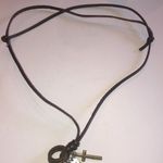 Brass Tone HUGE Boho Wing & Heart Pendant Leather Cord Adjustable Necklace Photo 7