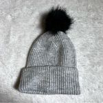Steve Madden NWT Heather Gray Knit Pom Beanie Photo 4