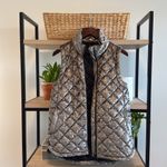 Athleta Whisper Metallic Velvet Insulated Quilted Vest Coffee House, XS Photo 7