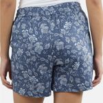 Jachs Girlfriend Woman’s Jach’s Girlfriend Blue Floral Print  Shorts X-Large Photo 4