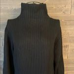 Elizabeth and James Black Turtleneck Sweater oversized Photo 1