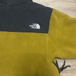 The North Face Men's Retro Denali Jacket in Moss Green Photo 8