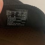 Clarks Collection Trish Rose in Black Interest Slip On Loafer Size 7M Photo 7