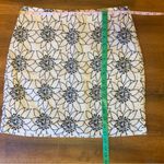 J.Crew  size 6 embroidered floral mini pencil cotton white navy skirt. Photo 2