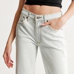 Abercrombie & Fitch  Curve Love The Baggy Mid Rise Jeans Size 34 Photo 4