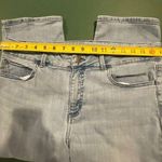 Riders By Lee  Mid Rise Capri Jeans - Light Blue Photo 0