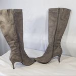 Amelia Grace knee high gray side zip heeled boots. Size 9M Photo 4