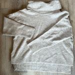 Miracle USA Sweater Photo 1