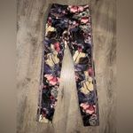 Nike Rare RUNNING Dri-Fit Floral Leggings with glitter golden details Photo 8