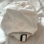 Nike White Hat Photo 1