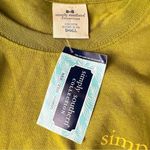 Simply Southern Guacamole Green Chin Up Buttercup Graphic Tee Women’s Size Small Photo 7