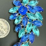 Vintage Unsigned Cobalt Blue & Teal Navette Marquis Rhinestone Leaf Brooch 20g. Photo 3