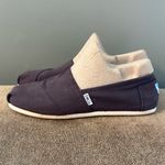 Toms  Shoes Photo 1