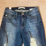 Kancan distressed ripped skinny jeans in size 25 or W3 Blue Photo 1