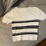 Debut Short Sleeve Cropped Sweater Top Photo 3