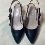 Nannette Women's Black Slingback Shoes Size 6 Photo 1