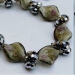 Artisan made glass leaves & hematite beaded necklace Green Photo 2
