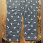 Gap | ladies Khakis Slim City La Coupe Urbaine Etrote Capri pants. Size: 14. Photo 10