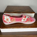 Tommy Hilfiger Distressed Coral Cream White Tropical Floral Slip On Shoes SZ 6.5 Photo 7