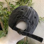 Charcoal grey New York spell Photo 3