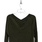 Wantable Forest Green Light Weight VNeck Sweater Size Medium Holiday Party Photo 1