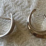 None Sterling silver 1/2 hoop earrings Photo 0