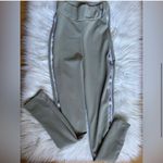 Pretty Little Thing Leggings Size 8 Photo 2